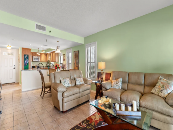 Updated 4th floor corner unit right on the Gulf